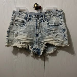 AEROPOSTALE LIGHT ACID WASH SHORTS SIZE 4